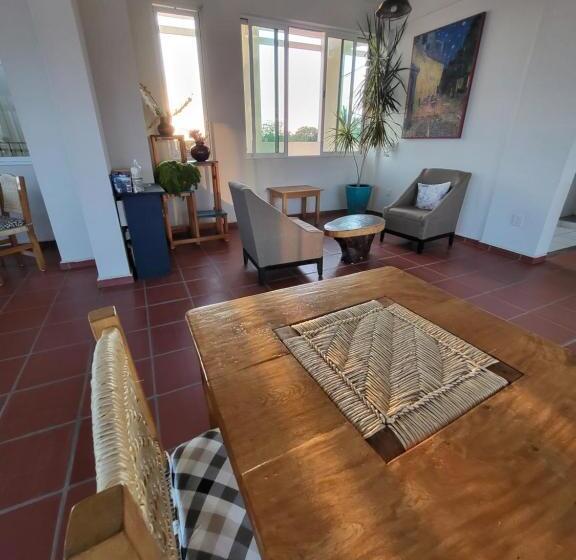 בית מלון כפרי Casa Puerto Bonito & Private Coworking