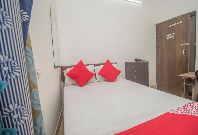 בית מלון כפרי Oyo Flagship 49649 Resort Sanghuri Bhangang