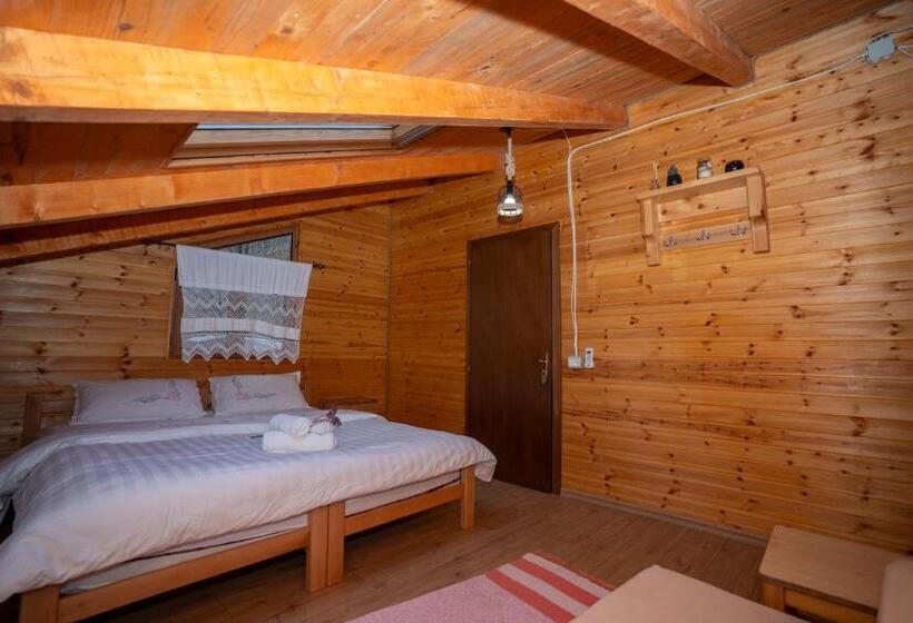 پانسیون Bee Eco Guest House