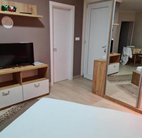 پانسیون Divcibare Apartmani Gavrić