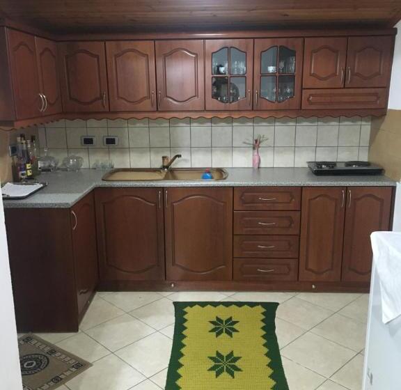 پانسیون Romeo’s Guest House 2