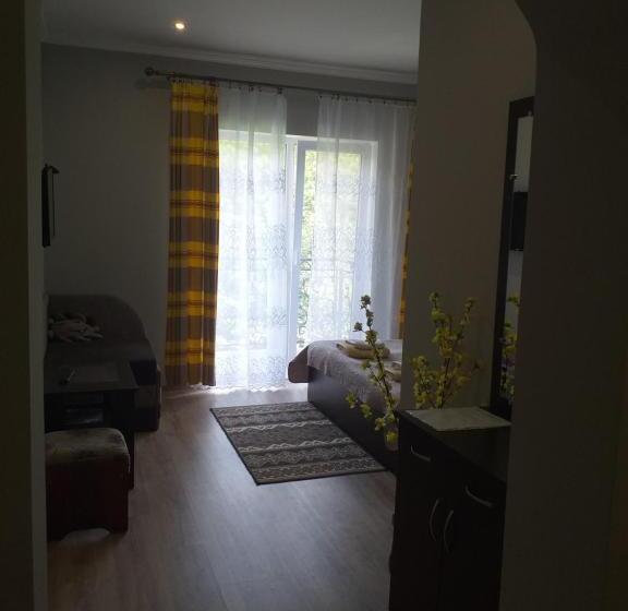 ユースホステル усадьба  у артура