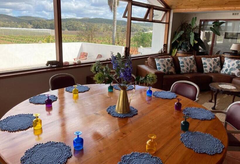 ベッドアンドブレックファースト Merwenstein   Guest House, Cottages, Studio Units