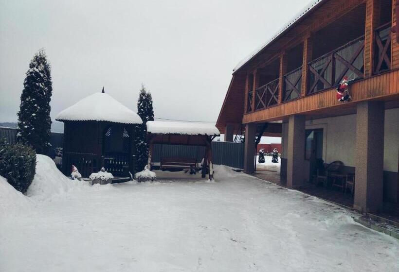 ペンション садиба на хуторі