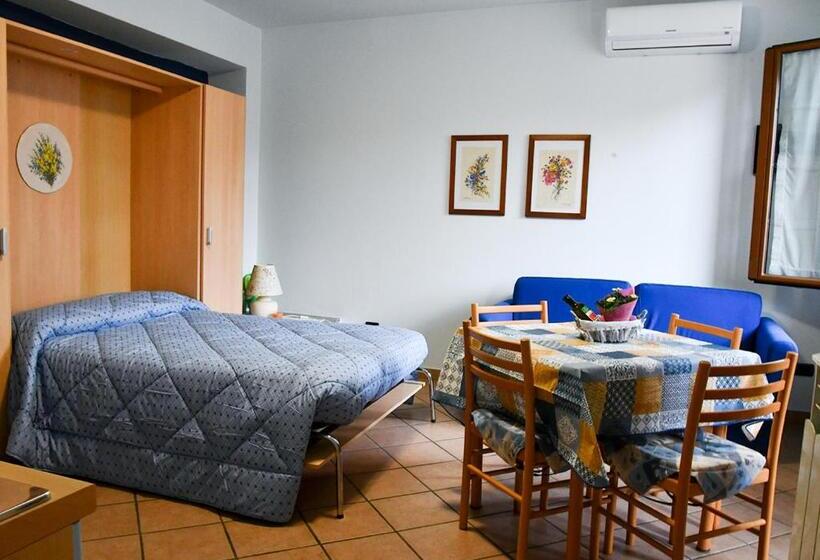 فندق Gli Angeli Agriturismo