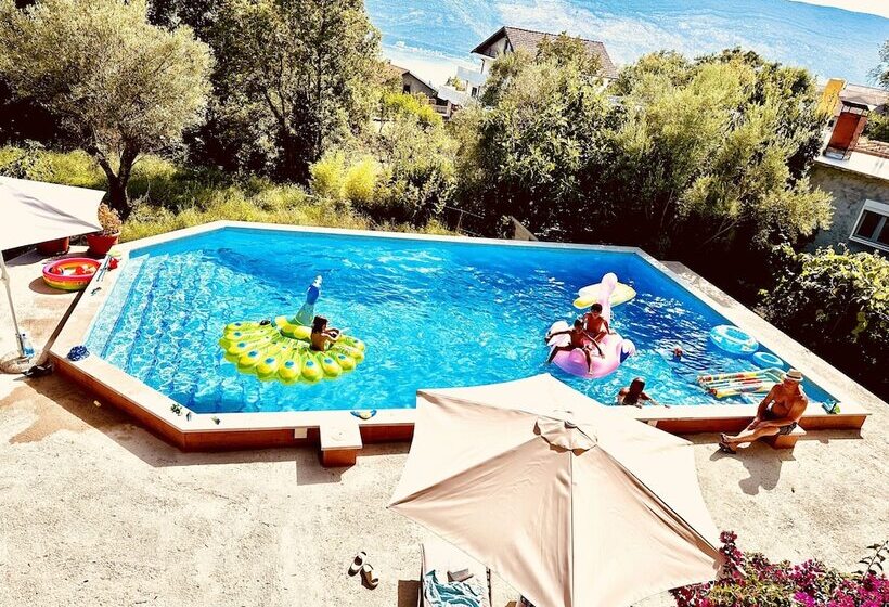 Aparthotel   Villa Jovicic