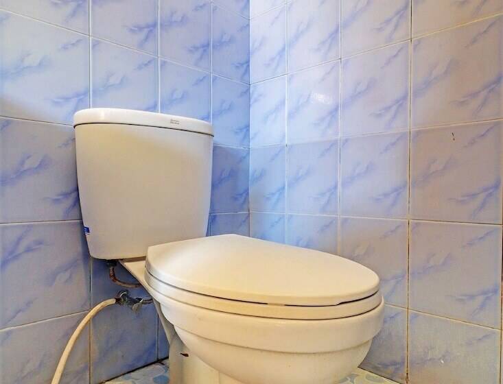 هتل Oyo 92175 Surya Madu Guest House