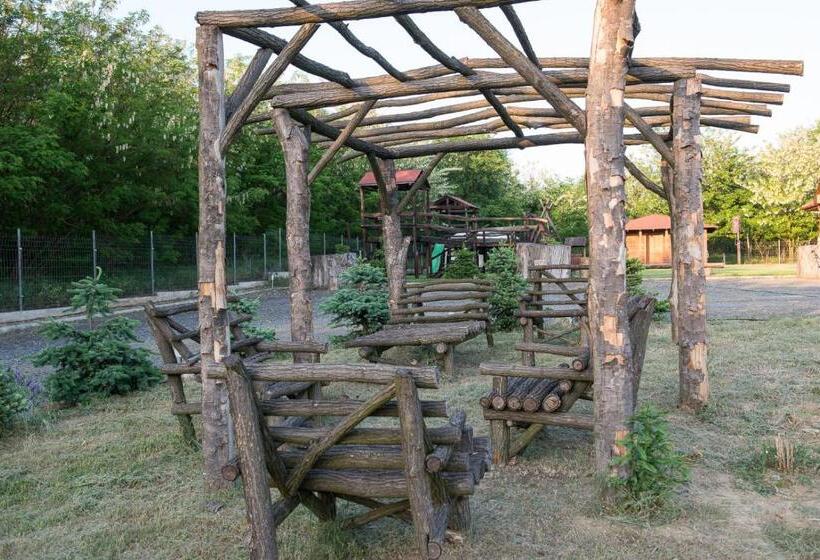 Пансион Farkasverem Vendégház