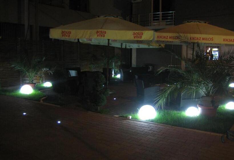 پانسیون Villa Grazia