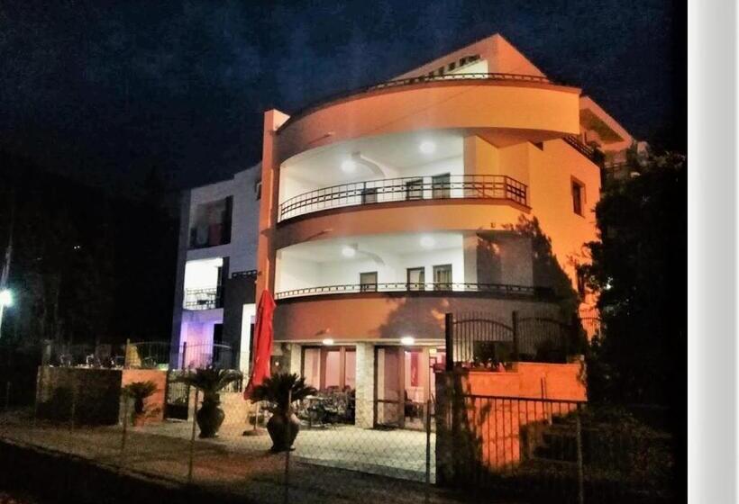 Villa M