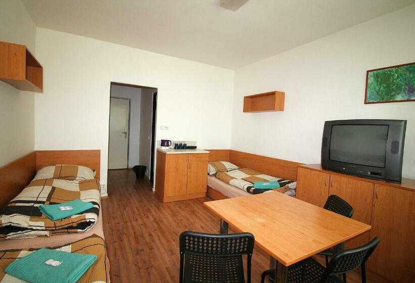 هاستل Ový Dům Areál