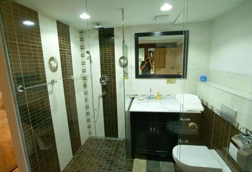 住宿加早餐  Theresia Chateau   Bernolákovo