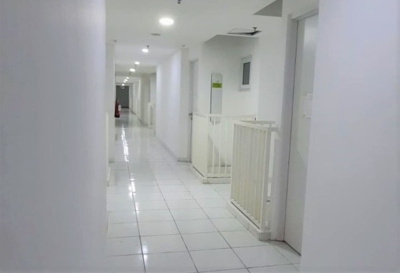 هتل Nature S Room @ Aeropolis