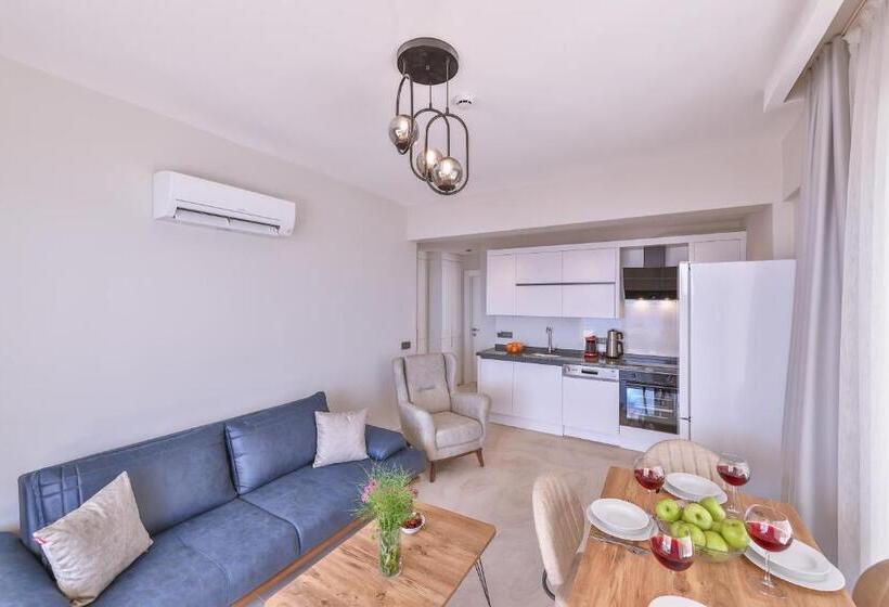 Mare Vista Suite Apart