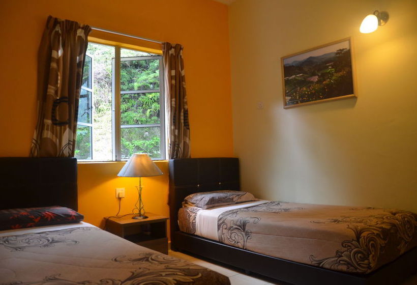 هاستل Father S Guest House