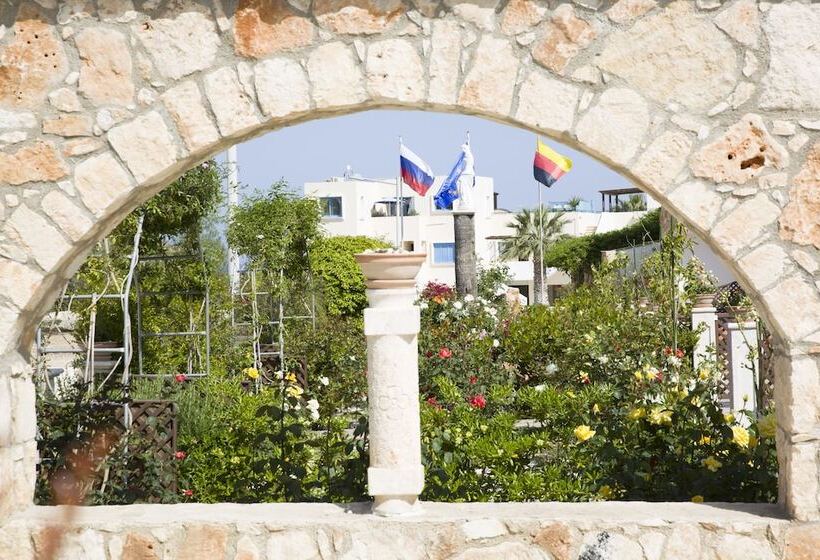 Eliofos Elegant Maisonettes
