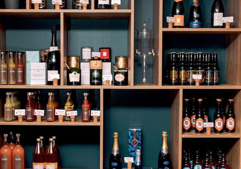 ホテル Akena City Reims Bezannes