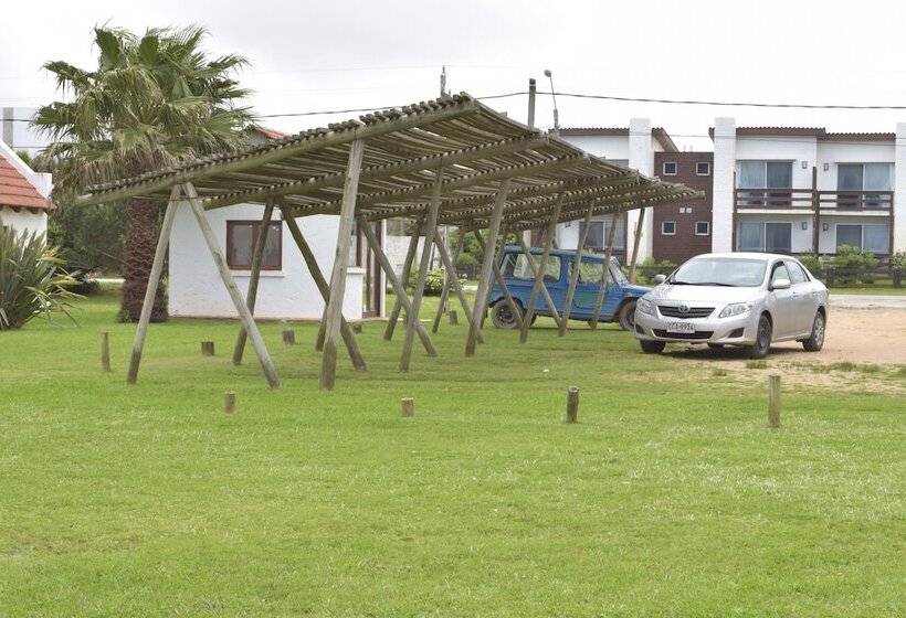 هتل Bungalows Costa Esmeralda