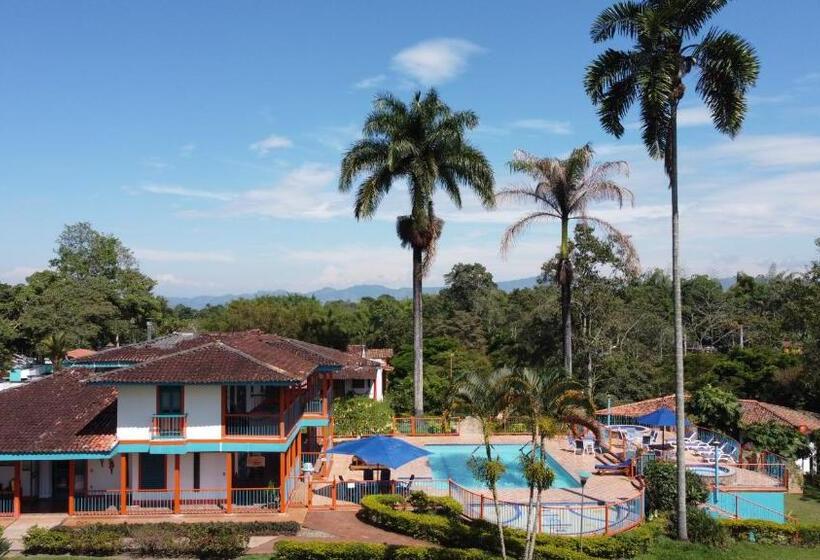 هتل Campestre La Tata