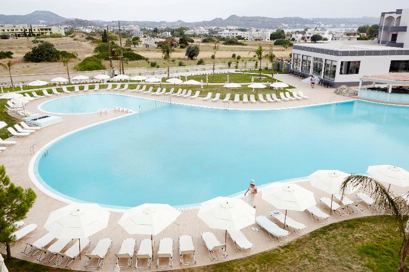 هتل Evita Resort