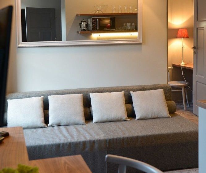 هتل La Gioia Grey Stylish Apartments