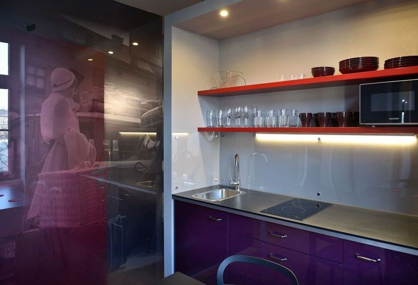 هتل La Gioia Grey Stylish Apartments