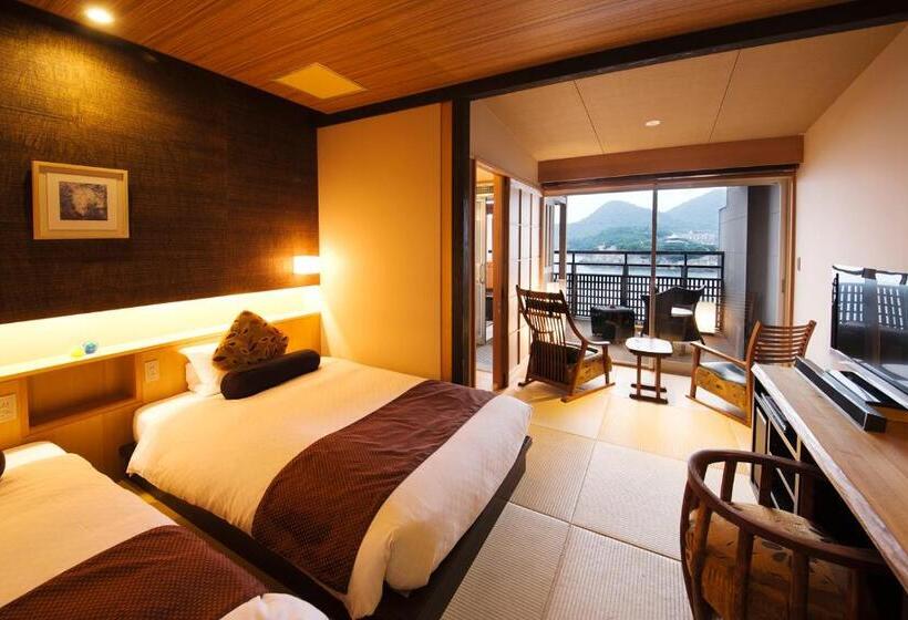 فندق Migiwatei Ochi Kochi