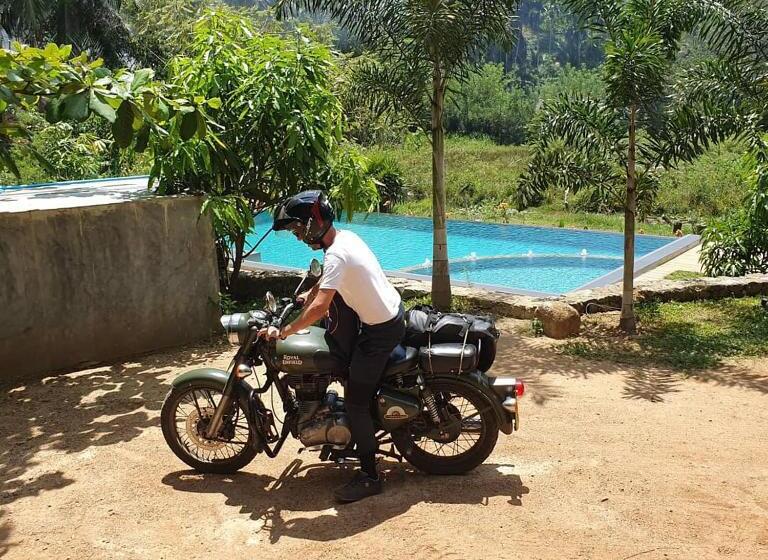 בית מלון כפרי Sinharaja Forest Edge