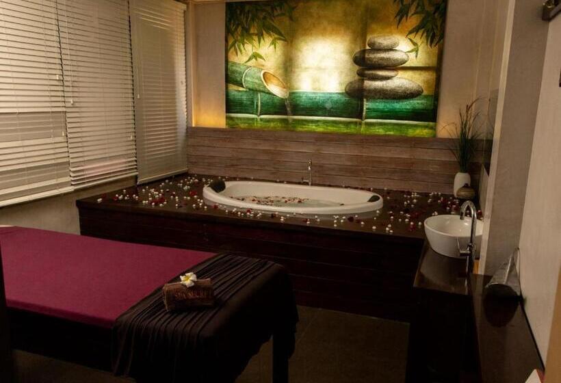 Terrace Green Hotel & Spa