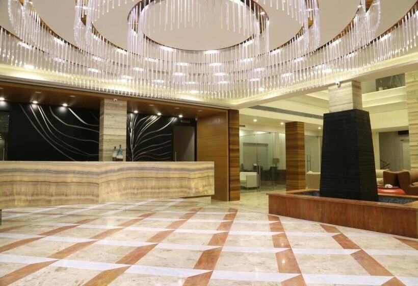 Отель The Fern Residency Mundra