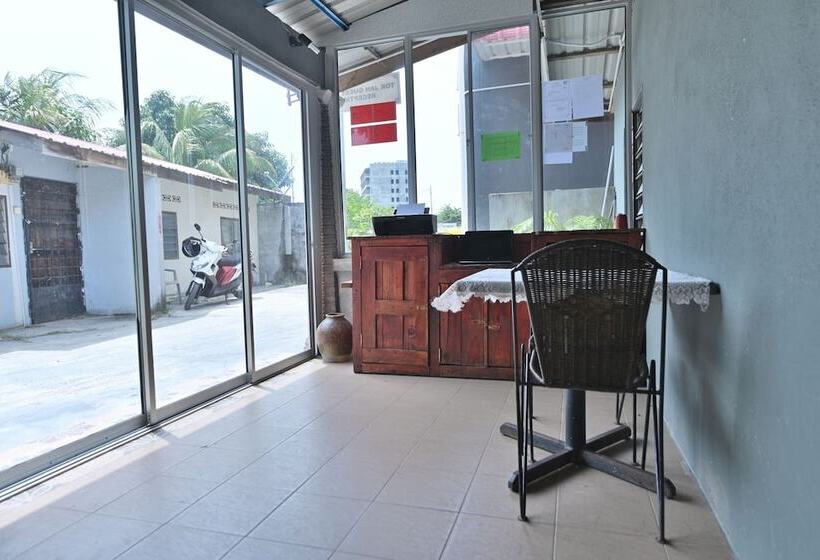 مُتل Langkawi Tok Jah Guest House Pantai Cenang