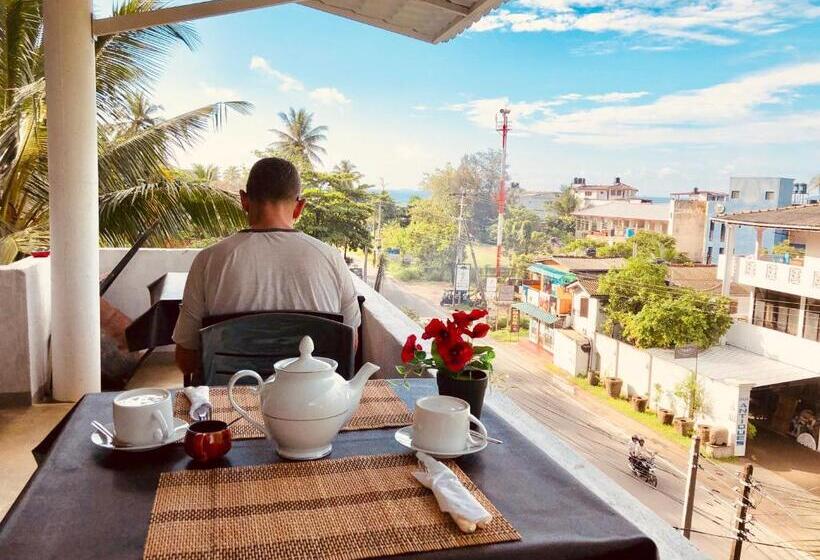 پانسیون Holiday Inn Unawatuna