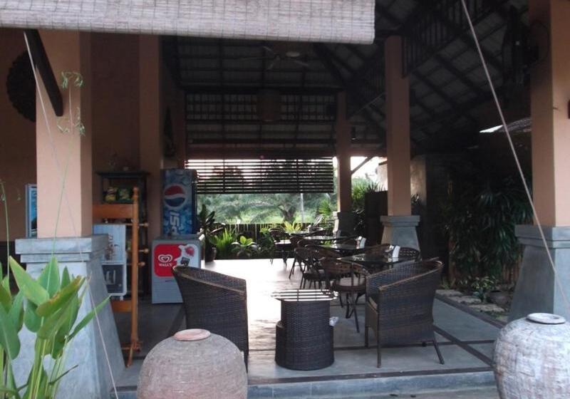 هتل Chalicha Resort