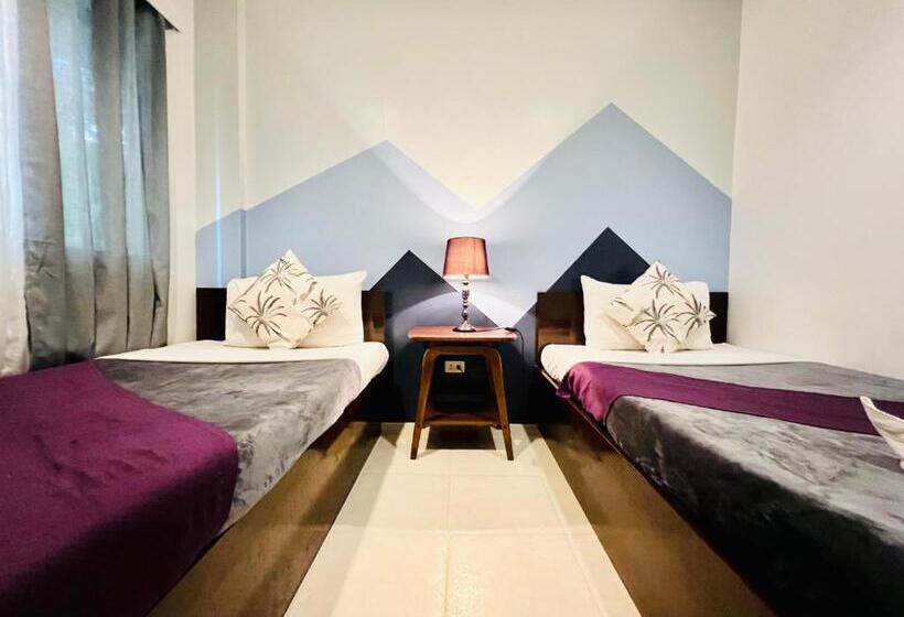 هتل Coron Ecolodge
