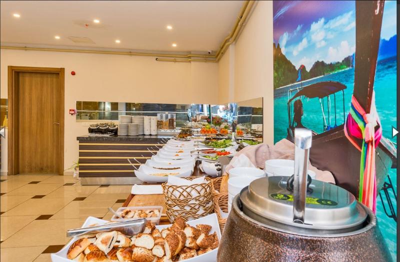 Fotos del hotel Interstellar  Merter:  4