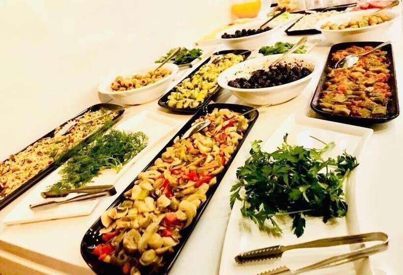 Fotos del hotel Realist:  5