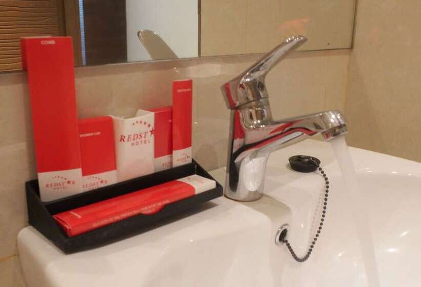 Fotos del hotel Redstar:  58