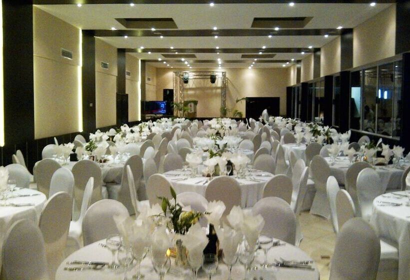 هتل Royal Kinshasa