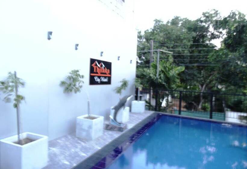 هتل Thilaka City