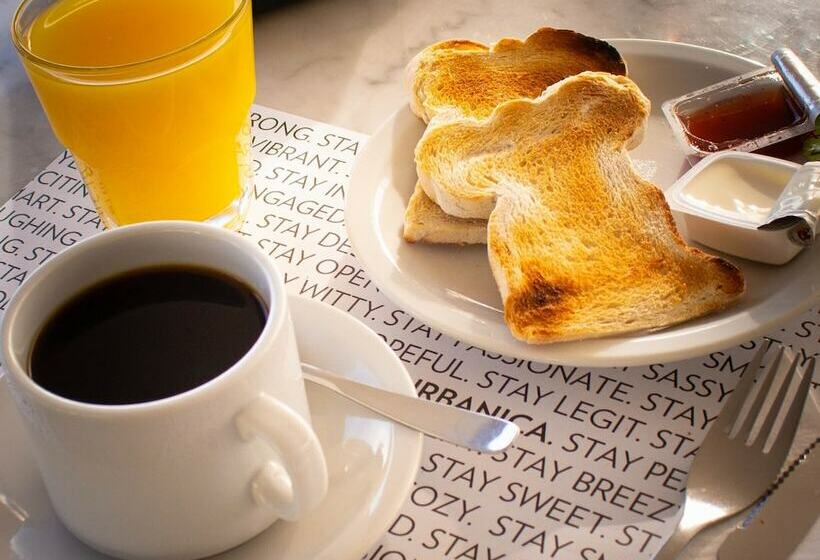 Fotos del hotel Urbanica The Libertador:  10