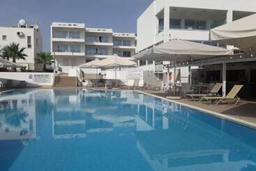 La Casa Di Napa Apartments