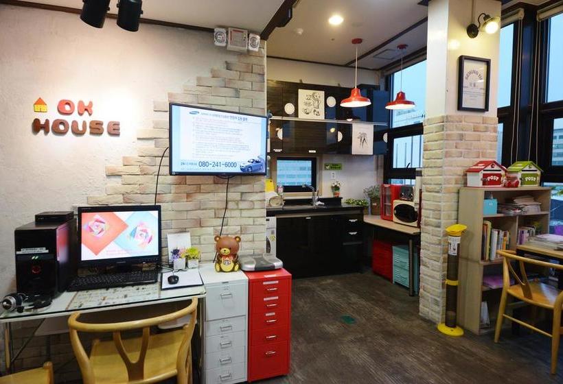 ペンション Y S House Hostel