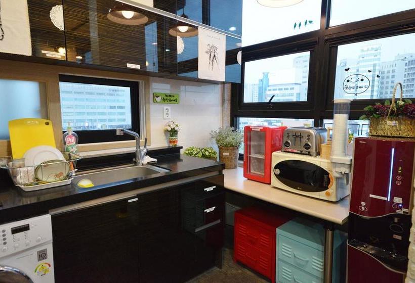 ペンション Y S House Hostel