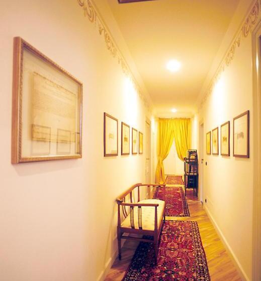 تختخواب و صبحانه L Orangerie Di Cartia Giovanni