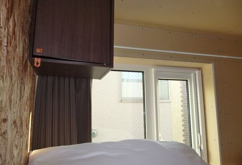 Erry S Guesthouse Sapporo Hostel