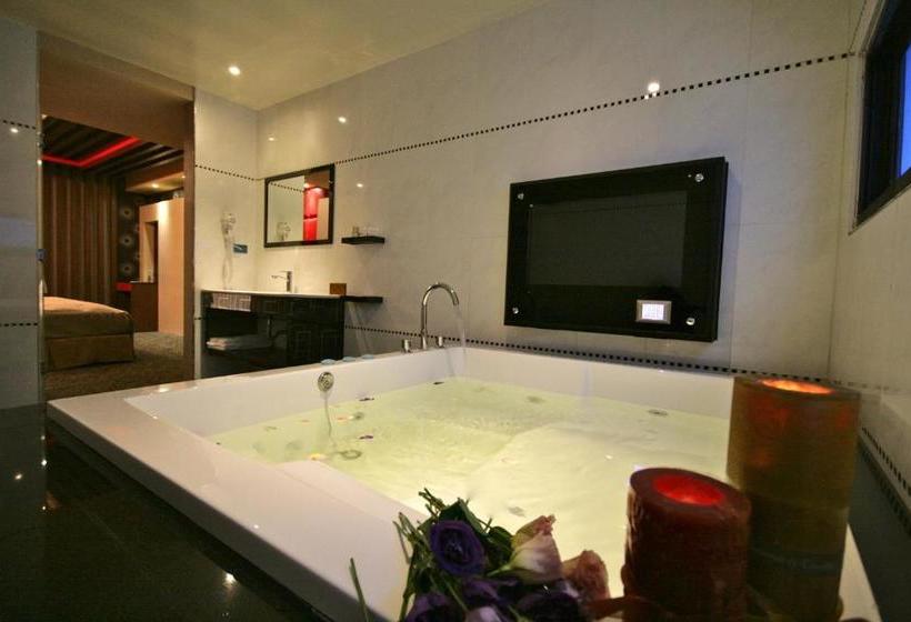 Fairy Tale City Motel