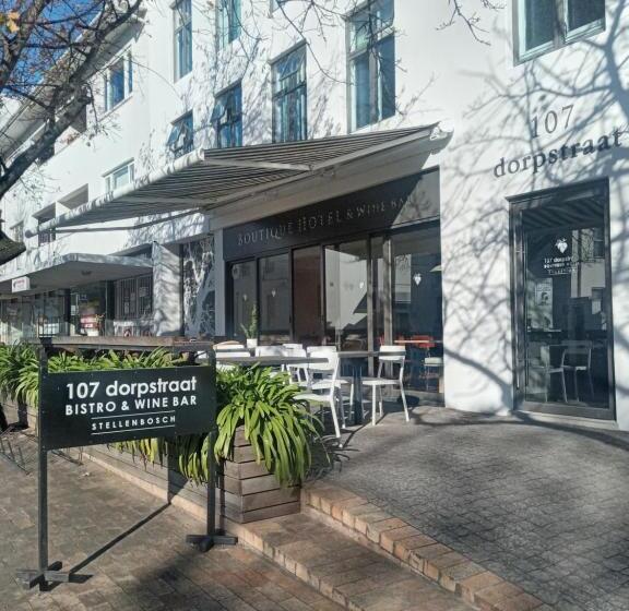هتل 107 Dorpstraat Boutique