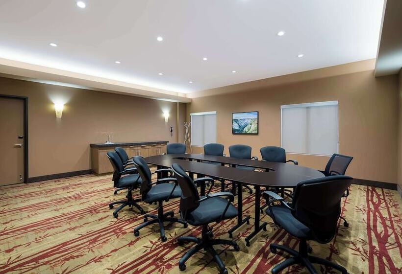 Fotos del hotel Wyndham Garden Calgary Airport:  37
