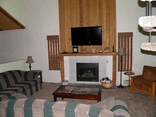 בית מלון כפרי Timber Lane Holiday Home