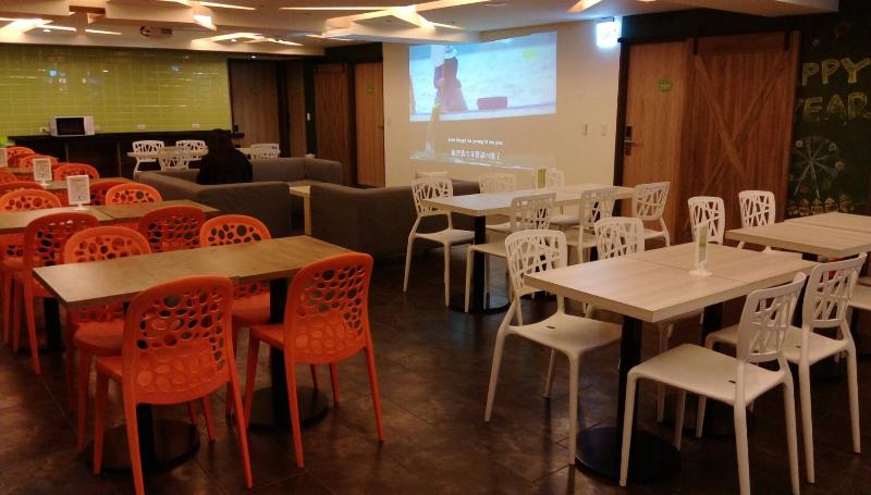 Ark Hotel   Changan Fuxing方舟商業股份有限公司